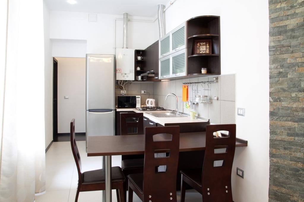 Your Comfortable Stay In Apartment Next To Opera House Leopoli Esterno foto