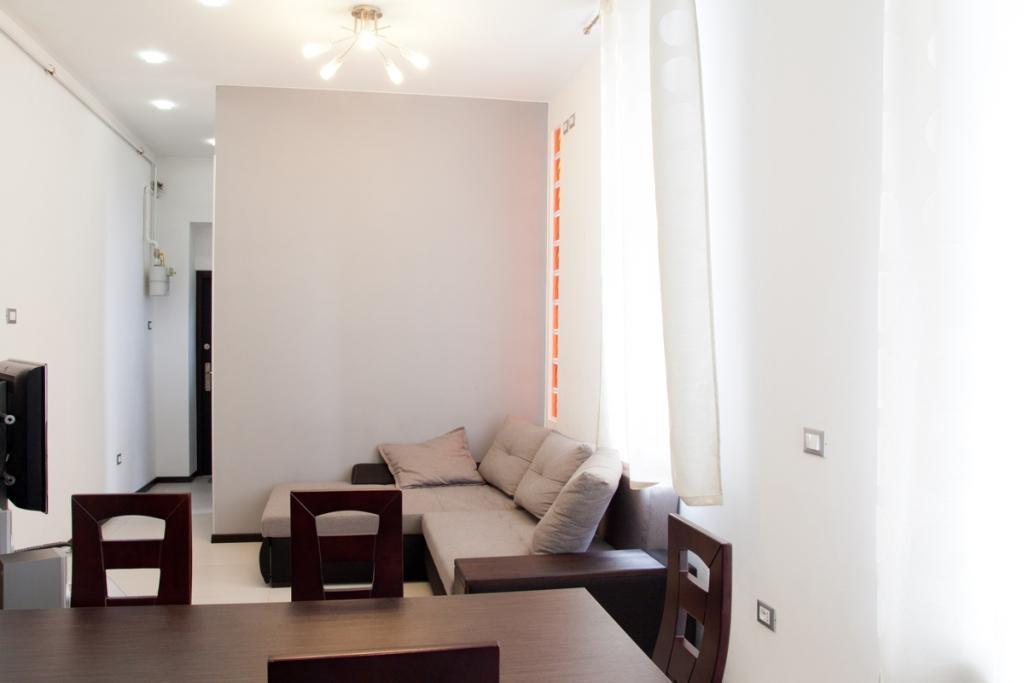 Your Comfortable Stay In Apartment Next To Opera House Leopoli Esterno foto