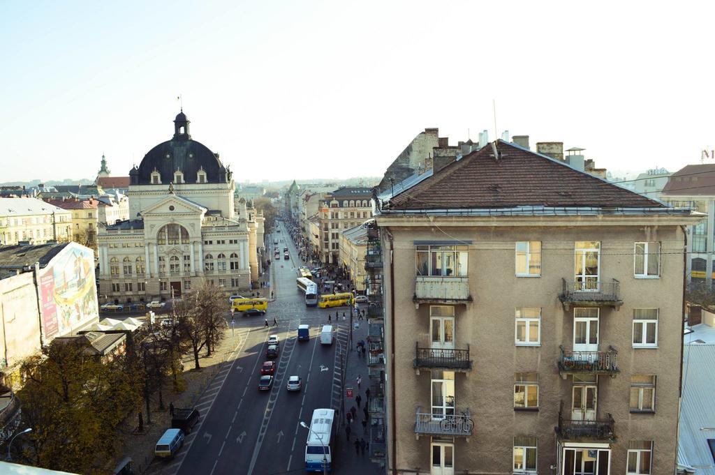 Your Comfortable Stay In Apartment Next To Opera House Leopoli Esterno foto